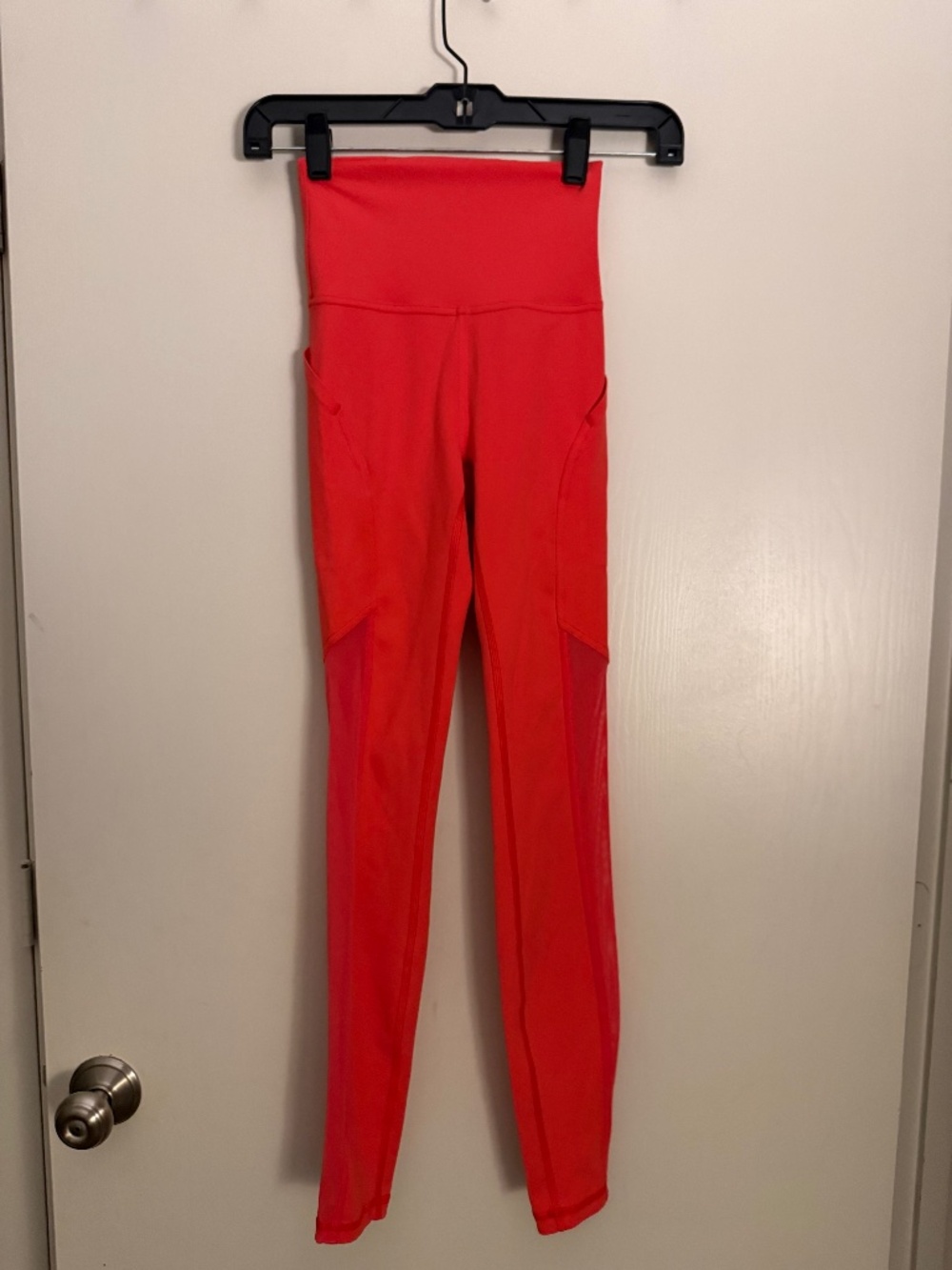 Lululemon mastered motion Leggings 28” - Picture 1 of 3